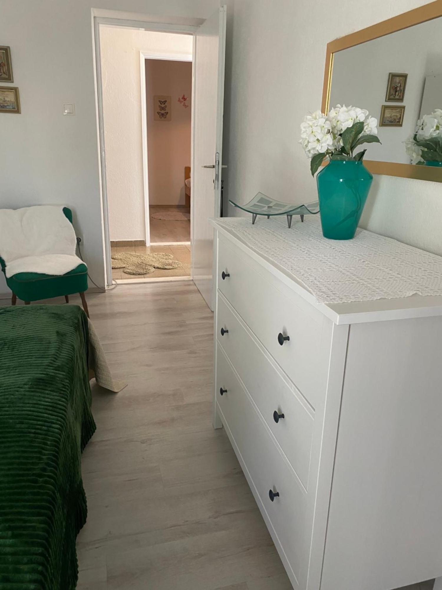 Apartmani Kate Stari Grad  Exterior photo