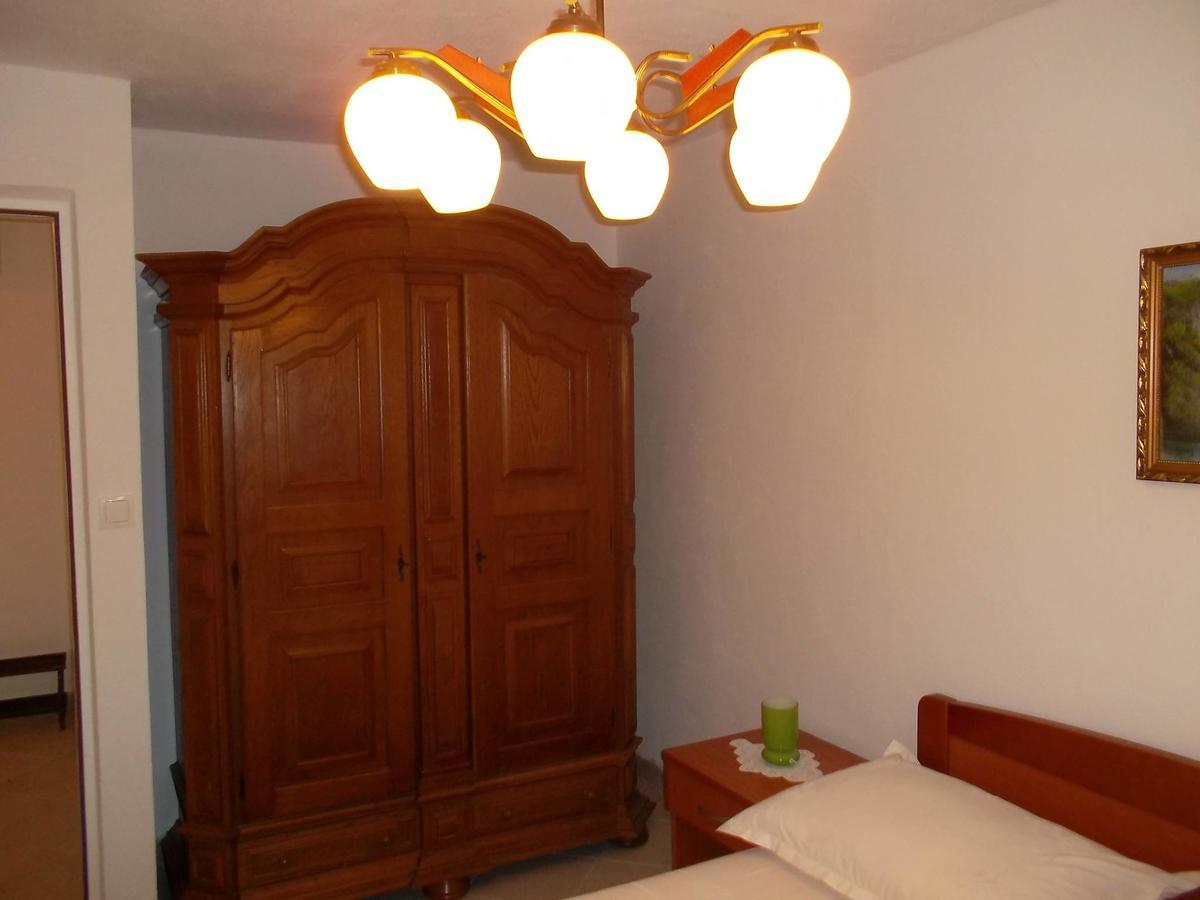 Apartmani Kate Stari Grad  Exterior photo
